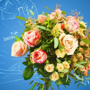 Tendre surprise - Bouquet de roses - Rapidité : Remise en main propre en - de 4h - Qualité garantie : bouquet réalisé par un artisan fleuriste