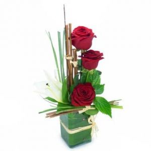 Composition de roses & lys Carla